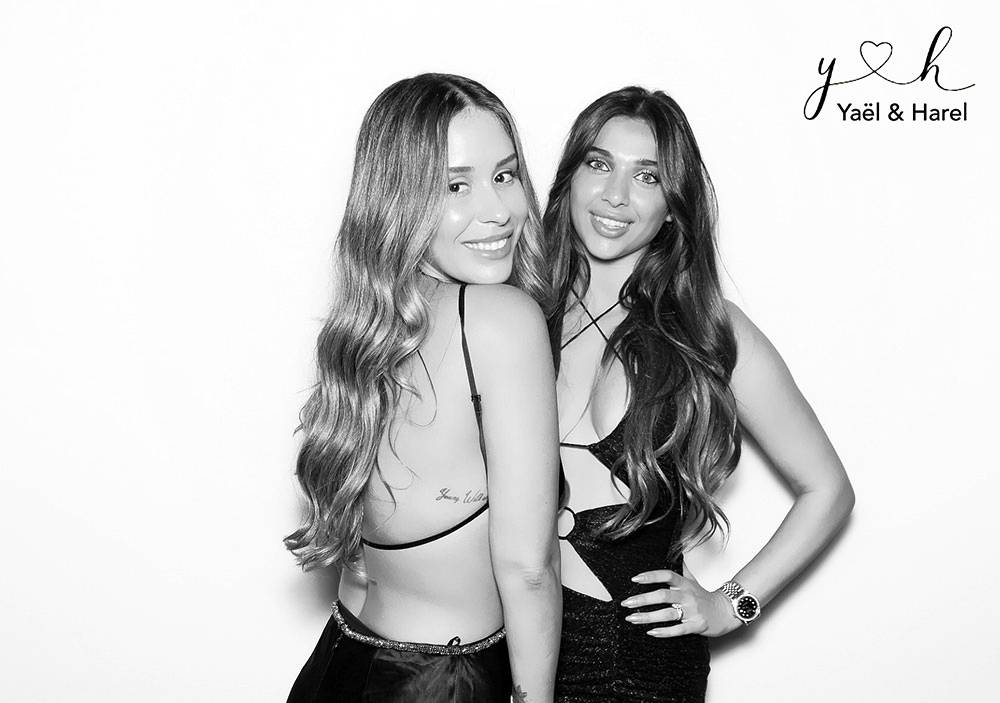 kardashian Black & white photo booth